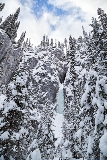 travelyesplease.com | Frosty Pictures of Jasper National Park in Winter