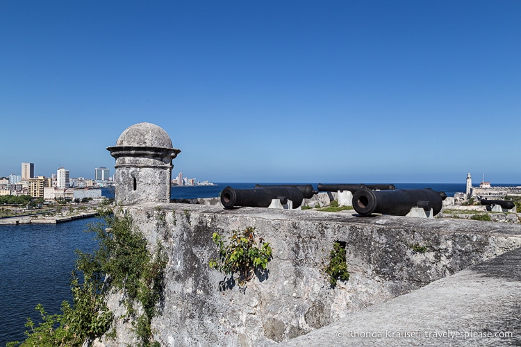 Fortaleza de San Carlos de la Caba~na at the entrance of the Bay of Havana.