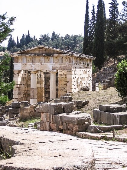 travelyesplease.com | Visiting Ancient Delphi- The Navel of the World