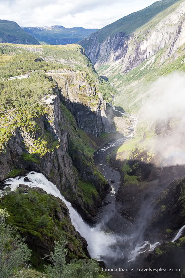 Voringsfossen and the Mabodalen Valley.