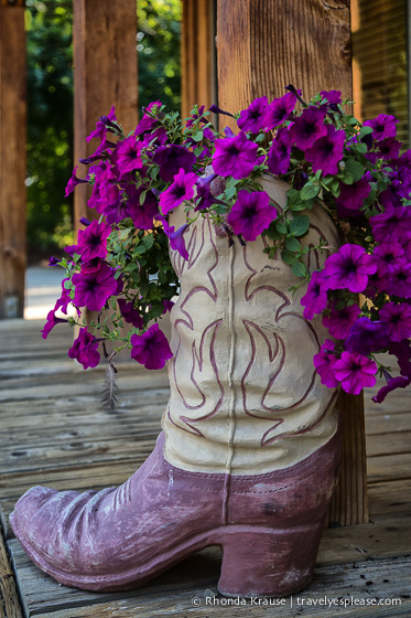 travelyesplease.com | An Afternoon in the Old West!
