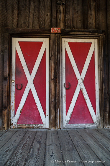 travelyesplease.com | Winthrop, Washington- An Afternoon in the Old West!