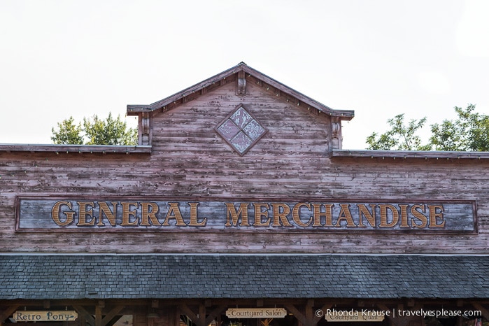 travelyesplease.com | Winthrop, Washington- An Afternoon in the Old West!