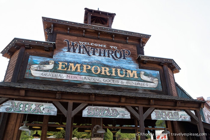 travelyesplease.com | Winthrop, Washington- An Afternoon in the Old West!