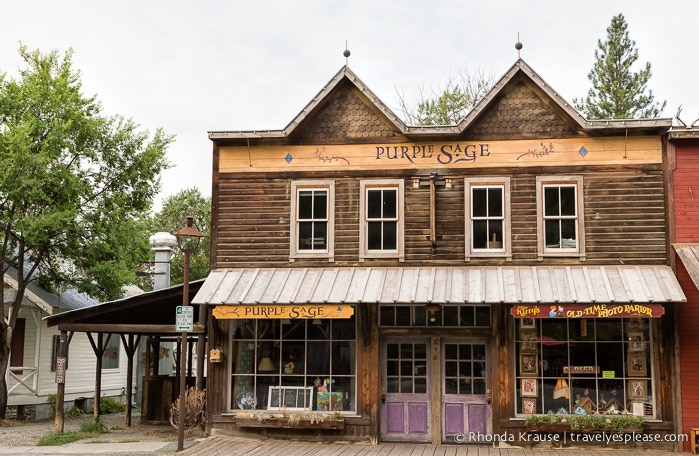 travelyesplease.com | Winthrop, Washington- An Afternoon in the Old West!